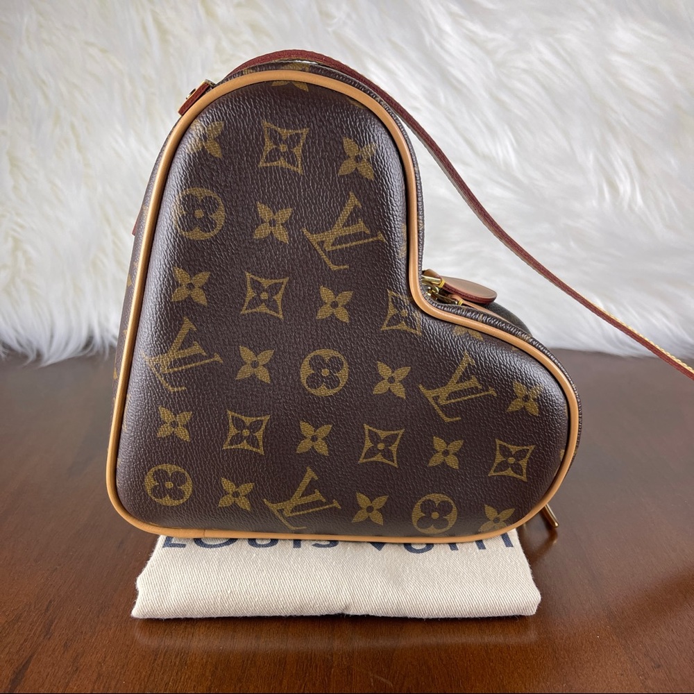 Louis Vuitton Monogram Game On Coeur Heart Bag - Picture 2 of 13